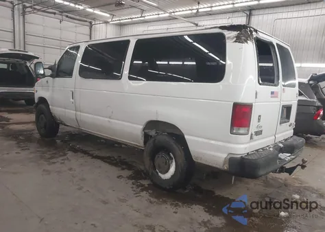 2001 Ford E-350 Super Duty Commercial/Recreational z USA, uszkodzony, nr VIN 1FTSE34F01HA56713